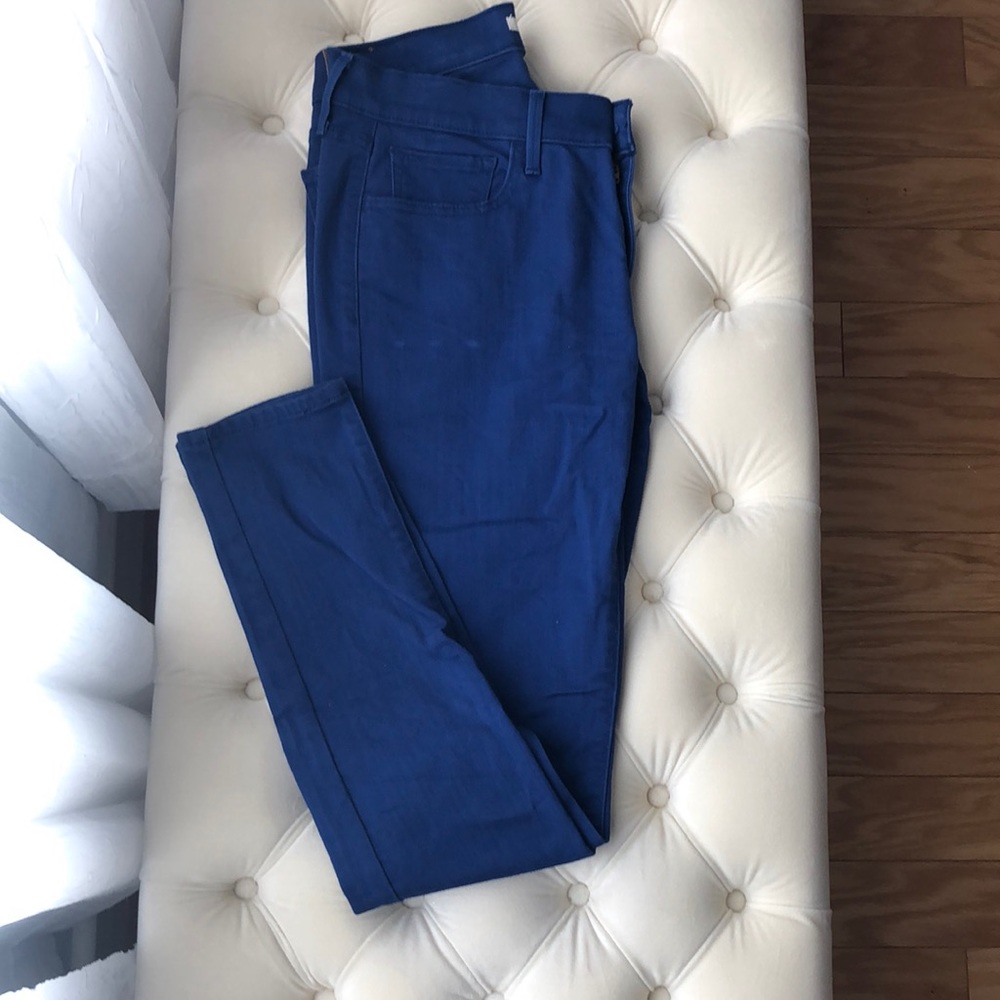 Royal Blue Levi’s 710 Supper Skinny Jeans